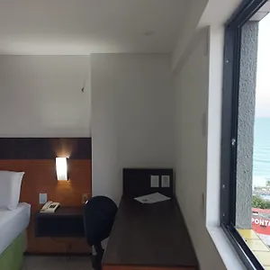 Hotel Plaza Requinte, Conforto E Vista O Mar
